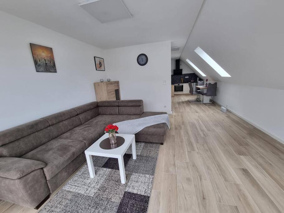 New & Modern Apartment Near Duesseldorf Виллих Экстерьер фото